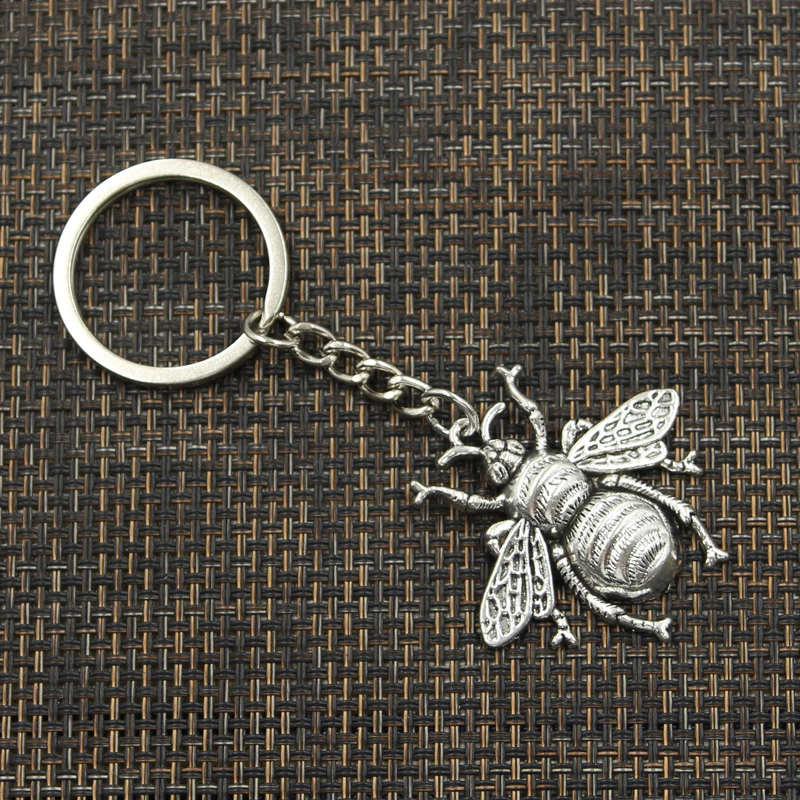 Keychain 40x38mm Hornet Honey Bee Pendants DIY Men Jewelry Car Key Chain Ring Holder Souvenir For Gift