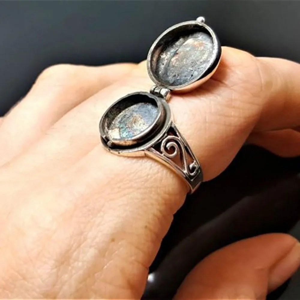 Men Punk Vintage Star Moon Flip Box Ring Open Ring Fashion Trend Hip-Hop Rock Style Popular Party Jewelry Creative Gift