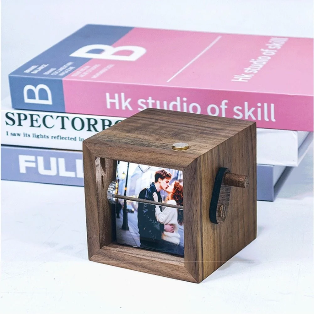 Luminous Hand Crank Photo Flip Book Frame Hand Motion 8/16 Photos DIY Wooden Rotating Picture Album Desktop Ornaments Decorative