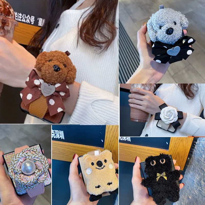 Cute Cartoon Plush Fashion Flower Wrist Strap Holder Stand Phone Case For Motorola Razr50 Ultra Case Moto Razr40 ultra Cover