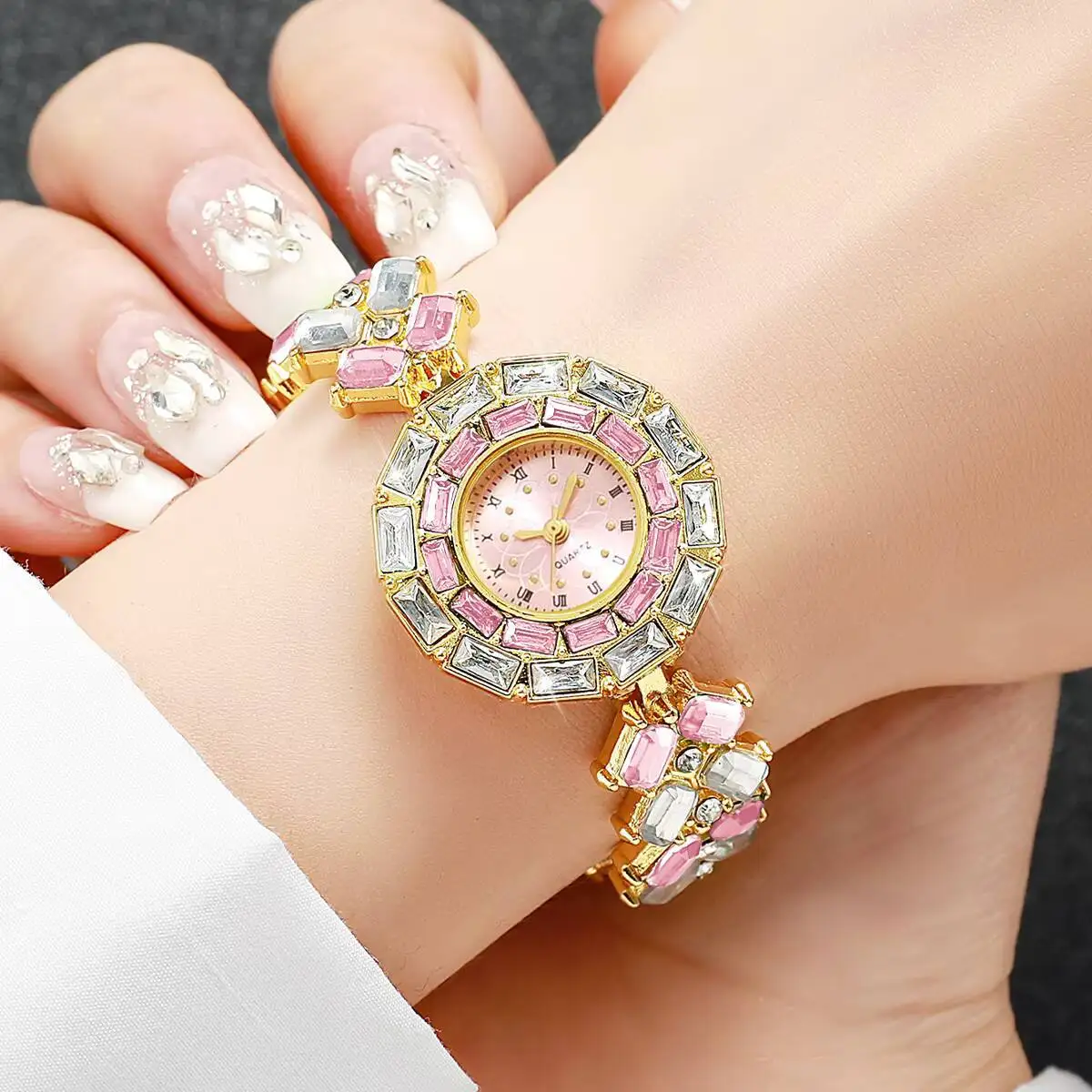 4 قطعة/المجموعة أزياء حجر الراين النساء الساعات السيدات روما الهاتفي سوار ساعة اليد الفتيات ساعة Reloj Mujer (بدون صندوق)