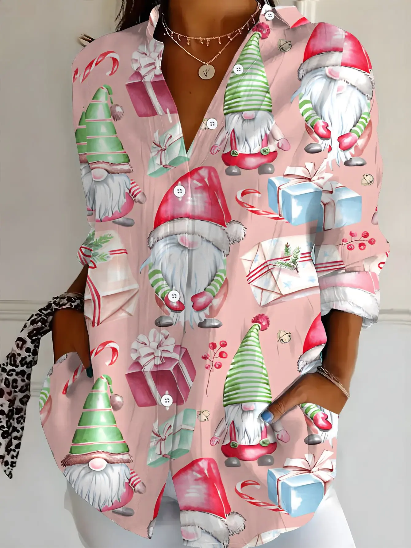 Camisa con estampado bonito de muñeco de nieve y elfo de Navidad para mujer, camisa informal para fiesta navideña, copo de nieve, árbol, estampado de fiesta, ropa de tendencia a la moda