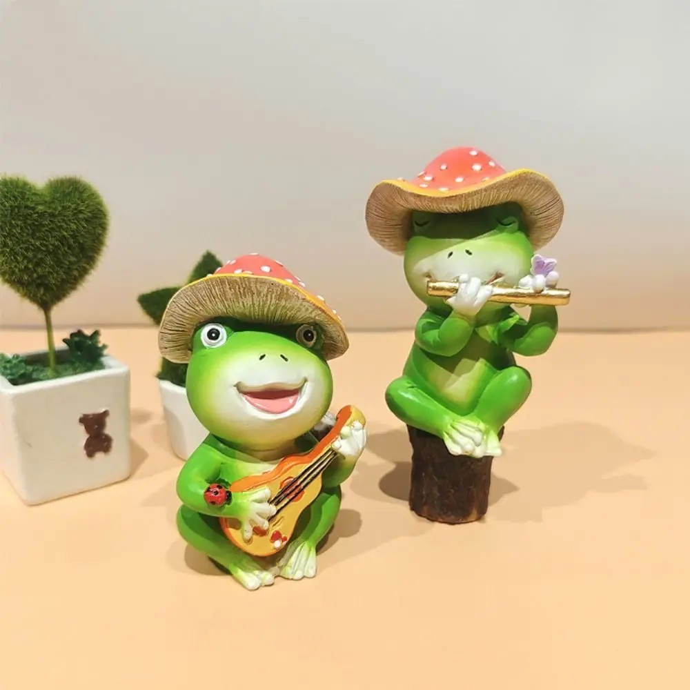 Desktop Ornament Resin Frog Statue Creative Cute Animal Sculpture Simulated Funny Miniatures Figurine Courtyard