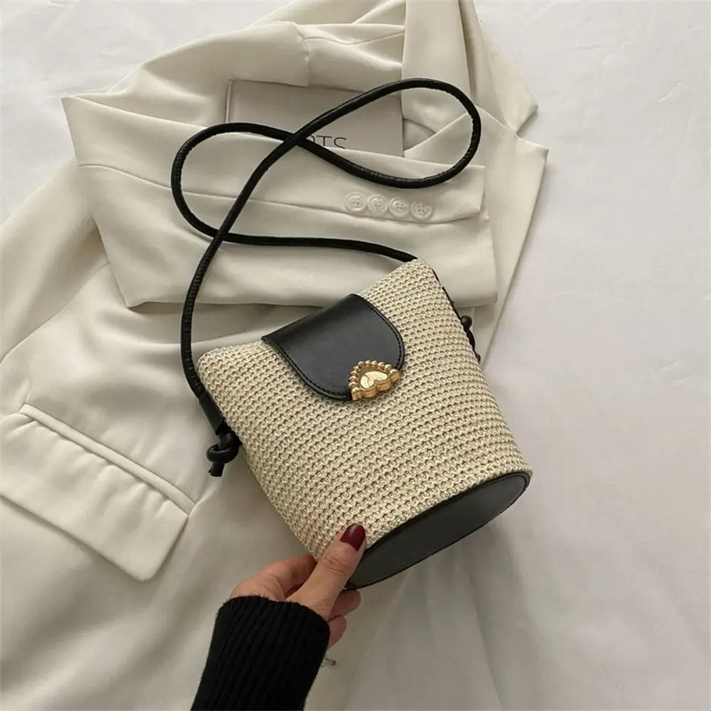 Korean Woven Straw Shoulder Bag Crossbody Bag Large Capacity Bucket Bag Summer Beach Handbags Purse Travel Shopper Bag for Women