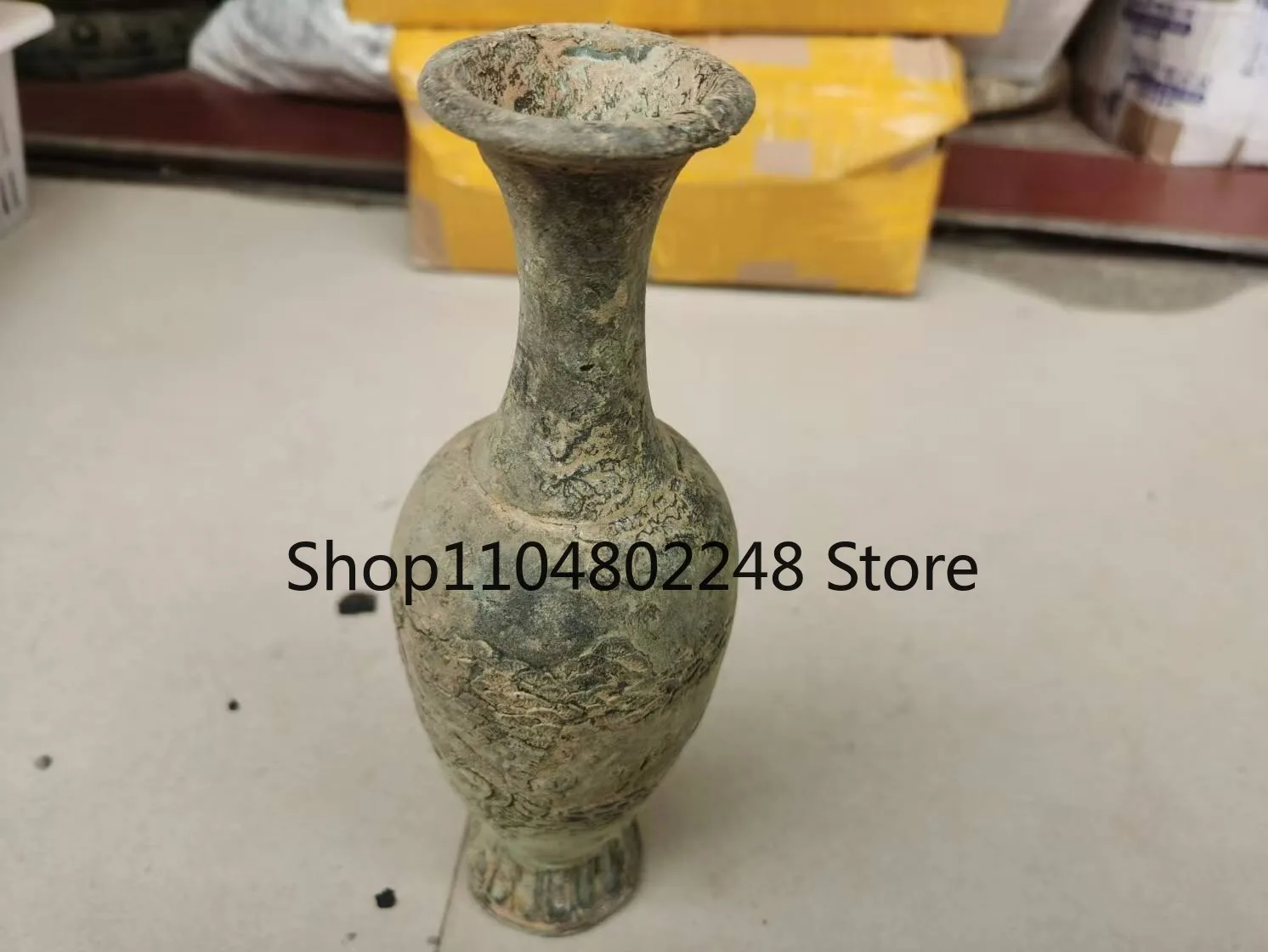 Chinese Old Bronze, be unearthed copper, Long necked vase
