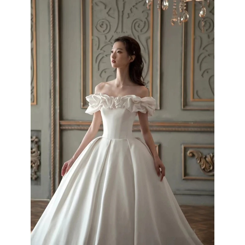 Robe de mariée de luxe en Satin français pour femmes, légère, blanche, tempérament Simple, rétro français, en maille, nouvelle collection été 2025