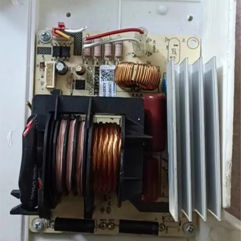 

Проверка M6M900EC-1: тестирование материнской платы.