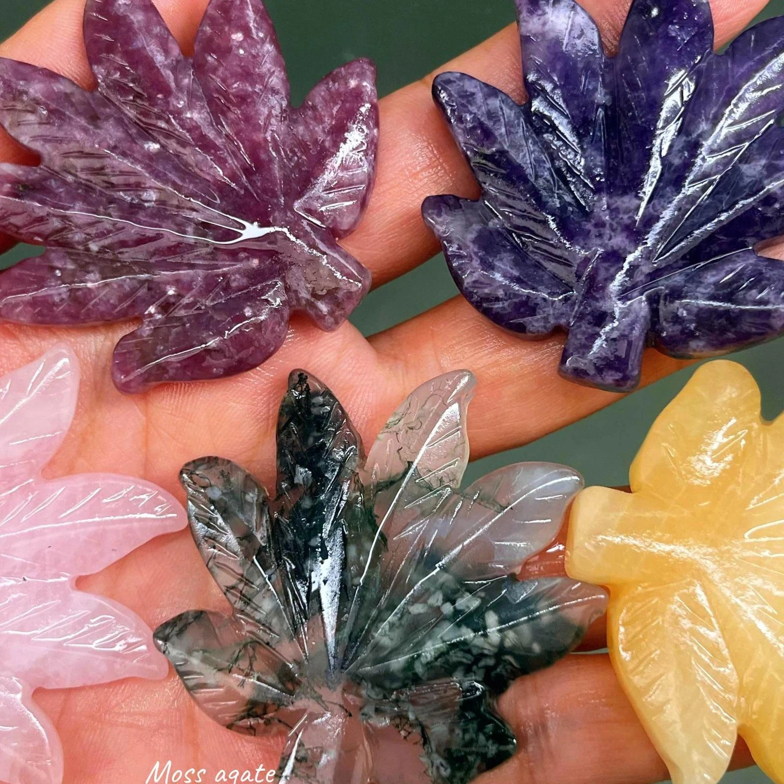 Random Natural Quartz crystal leaf carving，Crystal Maple leaf，Leaf decor，Crystal gift，Leaf ornament，Home decor，Crystal pendant
