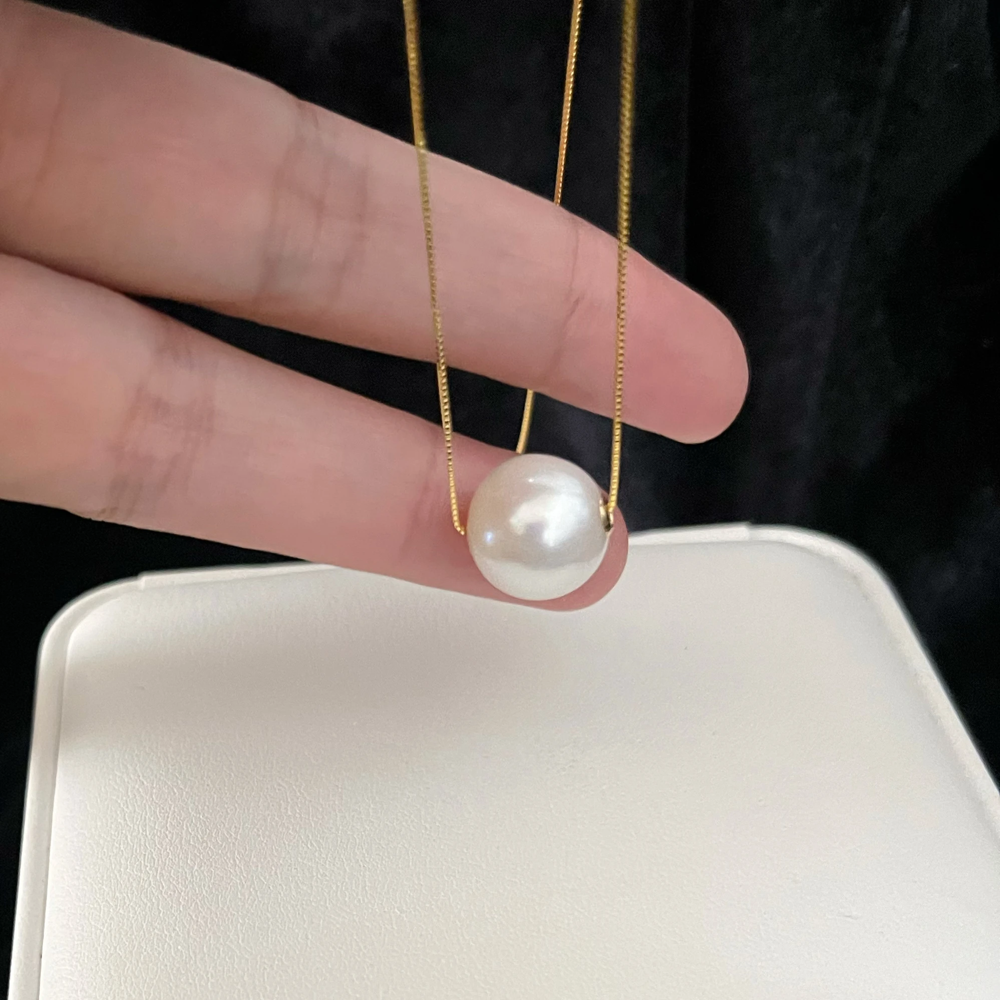 

Natural AAAA9-10mm 10-11mm Japanese Pearl Pendant 18k/AU750 Gold 18inch
