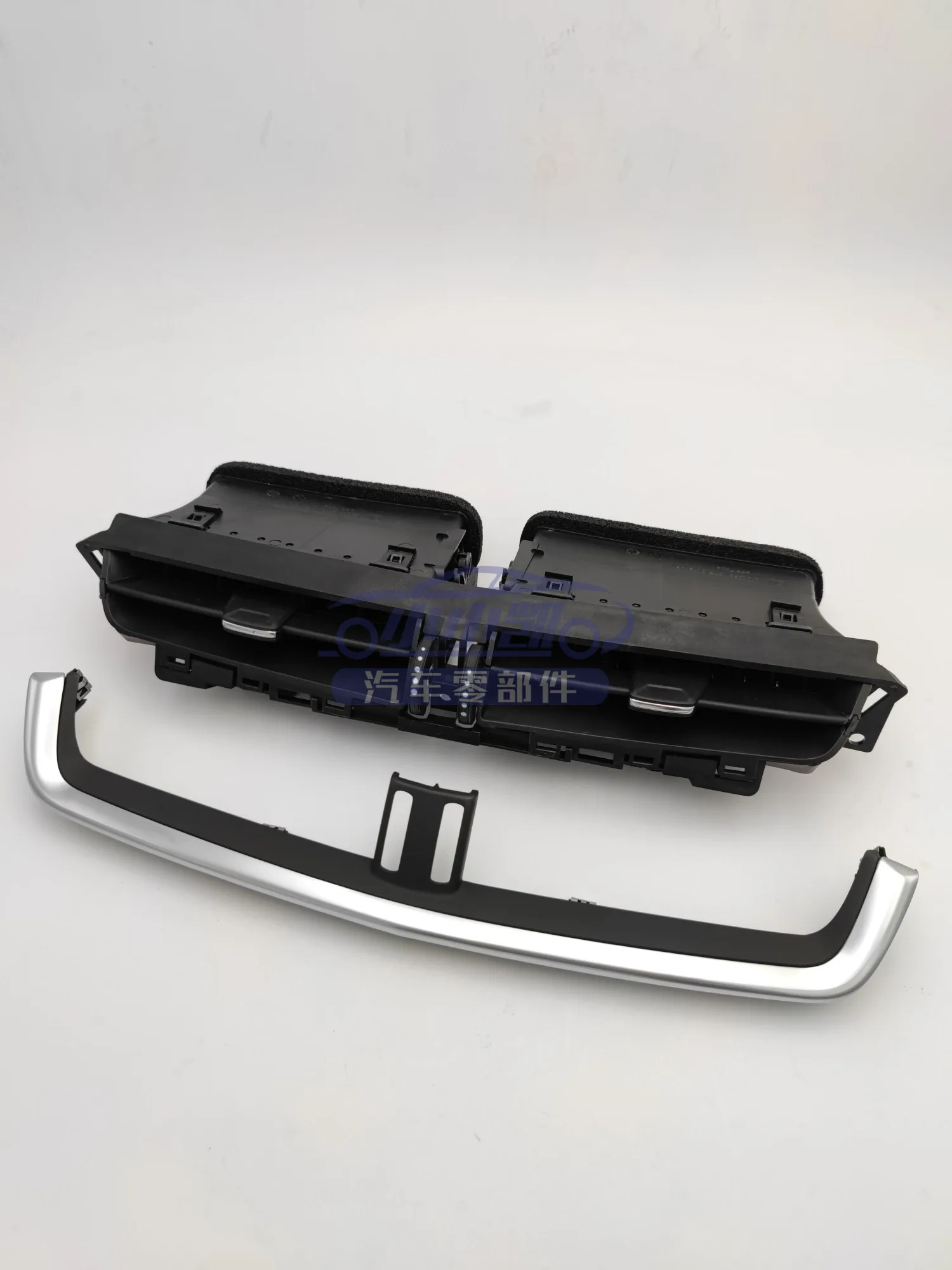 

2pcs For Cadillac XTS Center Console Dashboard Air Vent