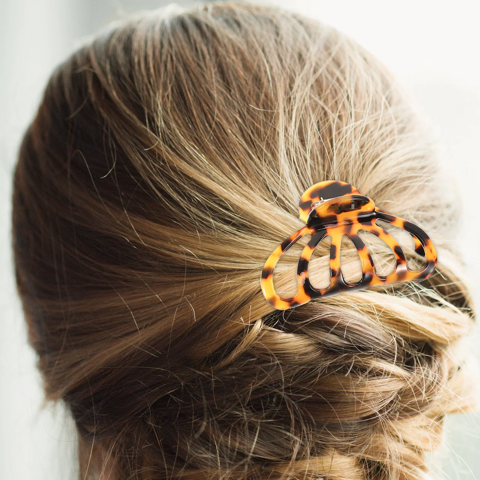 

3Pcs Large Claw Clips for Women Thick Hair Secure Hold Octopus Hair Clip Styling Tool Elegant Updo Accessory for Banquet