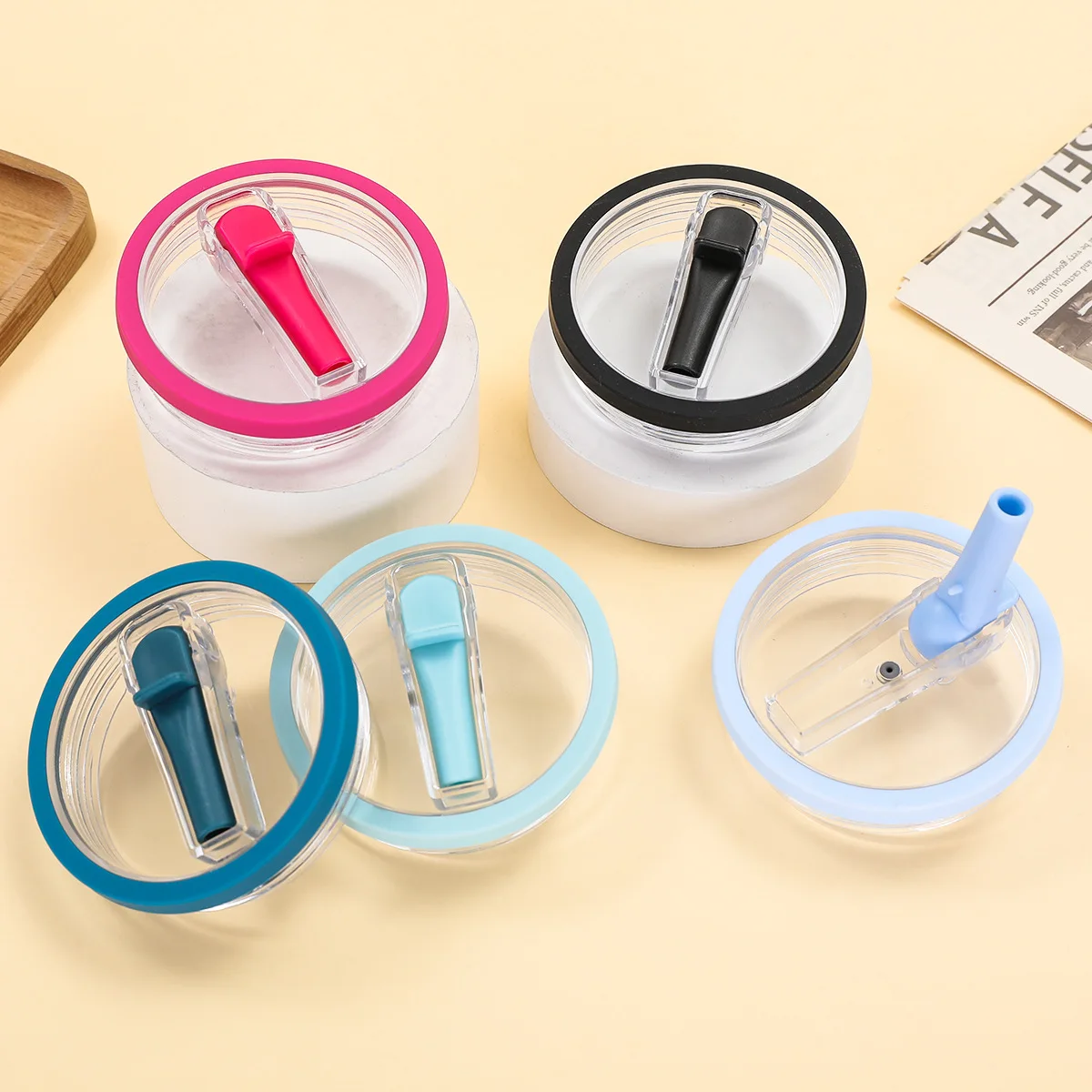 

1PC 40oz Tumbler Flip Straw Lid Replacement for Stanley Thermal Water Bottle Cover Reusable Spill-proof Cups Cover with Straw