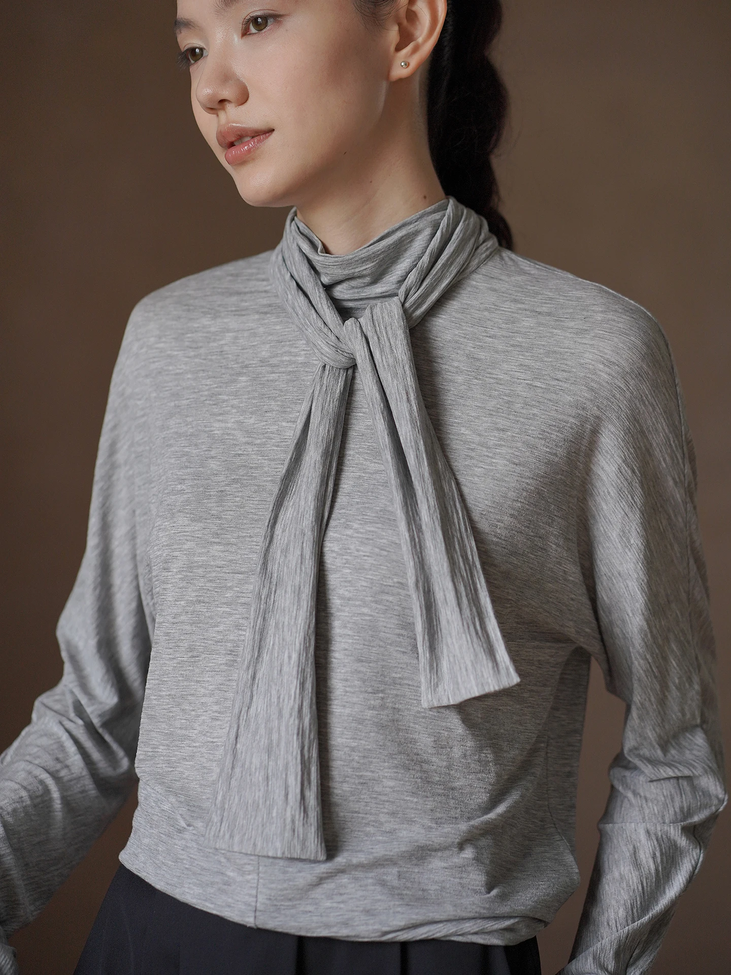 Slimming Effect Long Sleeve Wrap Neck Design Soft Fabric Commute Suitable Women's Top Simple Style Casual Loose Fit T-shirt