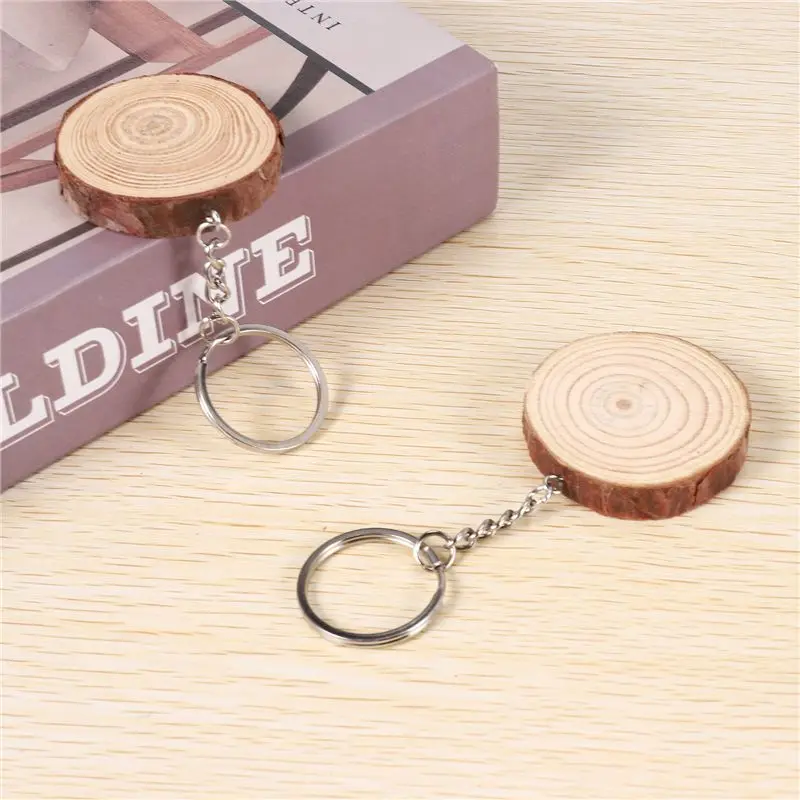 [NEW!A08R】 20 Pack Unfinished Wood Slices Keychain Blank Hand-Painted Wooden Keychain Creative Christmas Pendant DIY Wood Keycha
