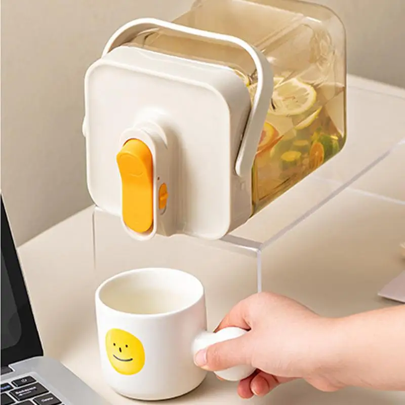 

Portable Juice Drink Dispenser Refrigerator Juice Water Pitcher Refrigeratr Cold Kettle Strong Sealing Drink Containers For Milk