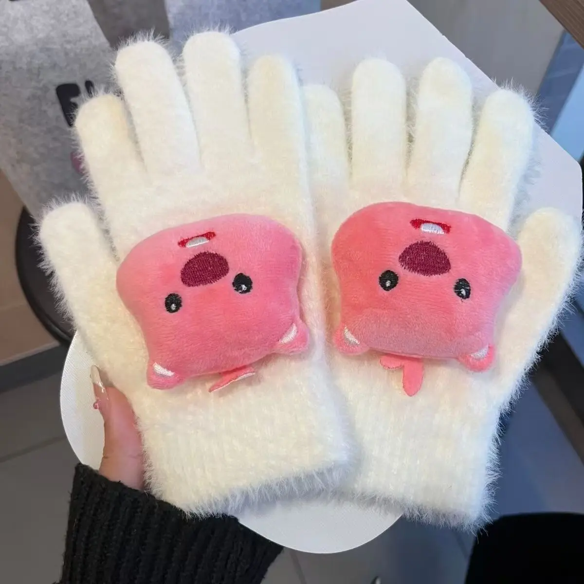 

MINISO Loopy Quirky plush gloves winter female cute five fingers students cycling thickened warm knitted woolen gloves