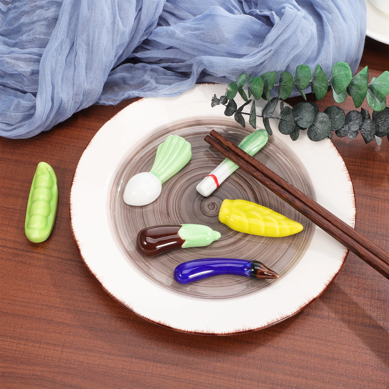 

6Pcs Vegetable Shape Ceramic Chopstick Rest Set Cute Holder Tabletop Rack Dining Spoon Kitchen Decor Brush Pen Holder