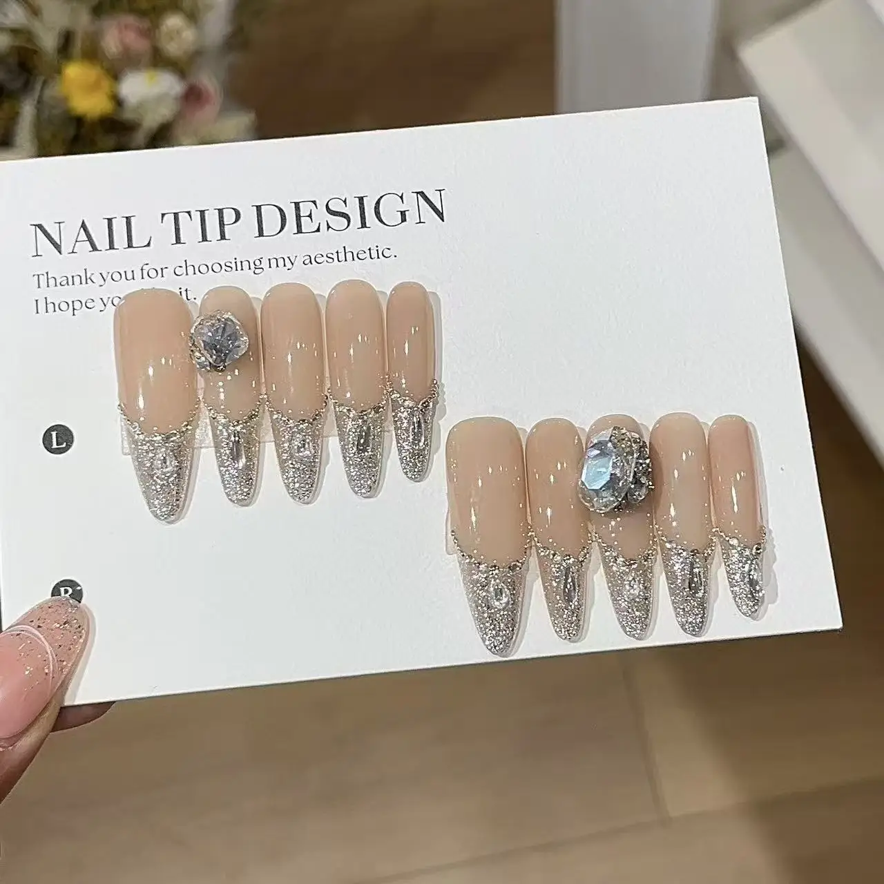 10 stuks high-end Elegante en lichte luxe stijl, met de hand geschilderde driedimensionale vierkante diamanten, oogverblindende stapeldiamanten handgemaakt