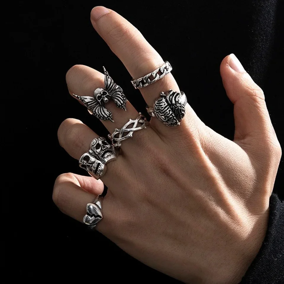 YADOCA Set van 20 vintage punk ringen voor mannen vrouwen Y2K zwarte open ringen set slang vleermuis duivel spin claw skul verstelbare knuckle stacking ring gothic sieraden, één maat past alle