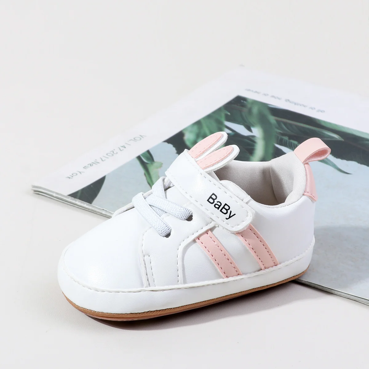 Cute Rabbit Baby Shoes Waterproof Anti-Slip Toddler Shoes 0-1 Years Old New Baby Shoes PU Leather And Soft TPR Sole