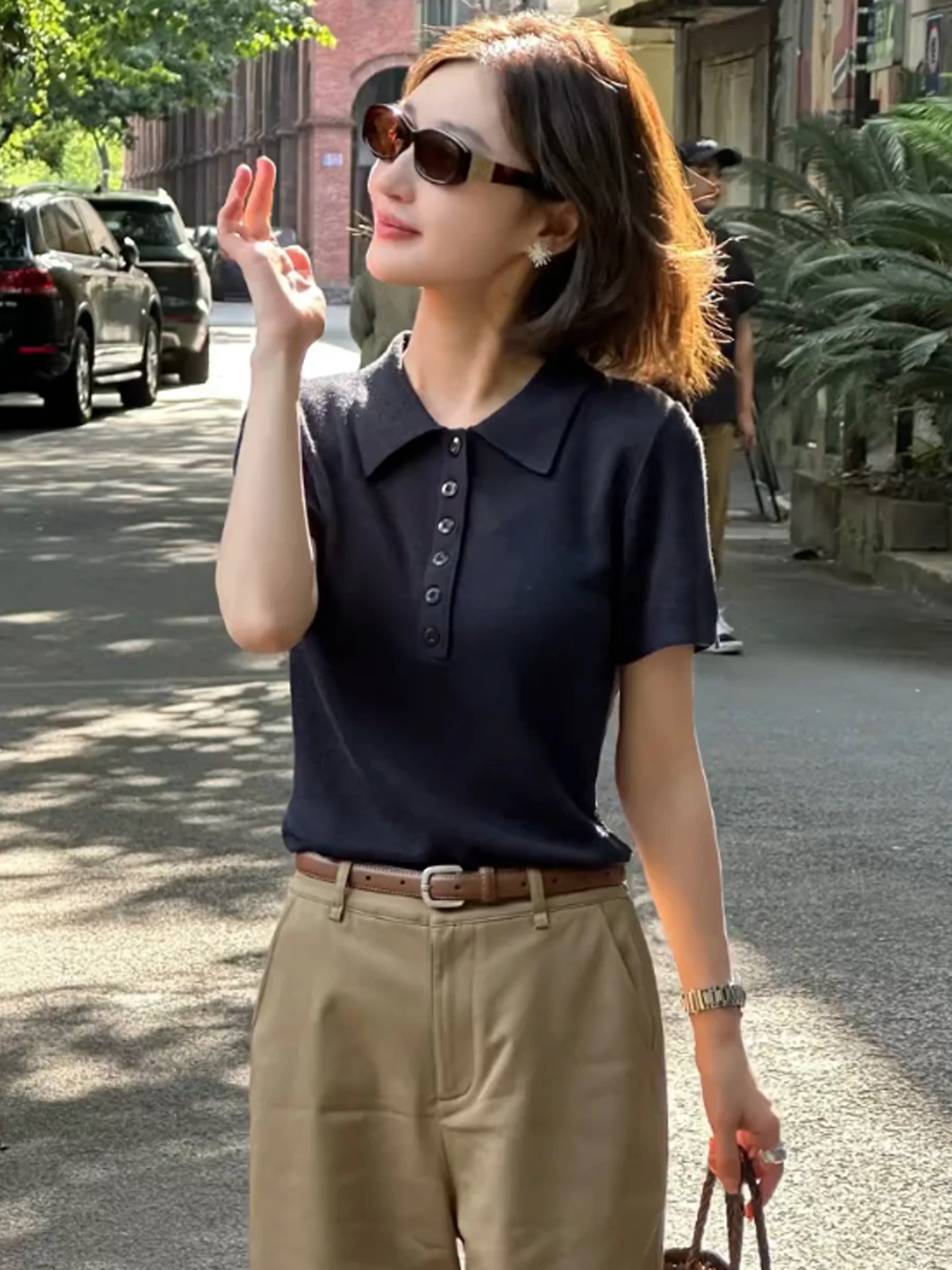 Premium Feel  Color Overhead T-Shirt Fashionable Breathable Summer Short Sleeve Knitted Ice Silk Top Commute Style view 4