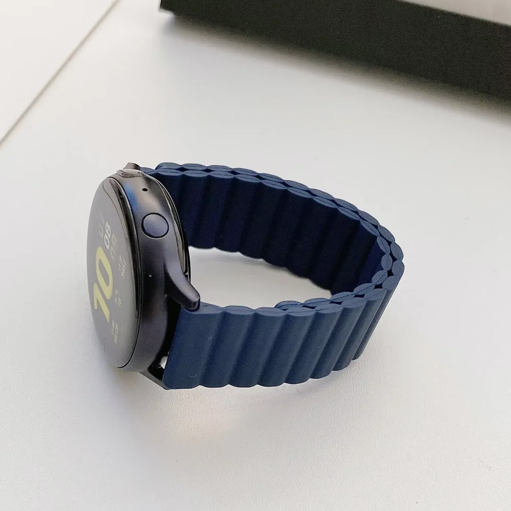 حزام مغناطيسي من السيليكون لساعة سامسونج جالاكسي 7/6/5/4 Active2 Amazfit GTR سوار معصم بديل لساعة هواوي 5 GT6 Correa