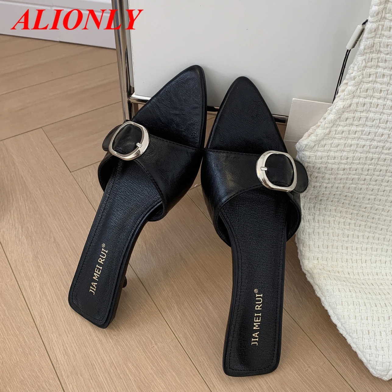 

Alionly/20220, новые женские тапочки с клипсой, удобные шлепанцы на низком каблуке, женские повседневные модельные сандалии в уличном стиле