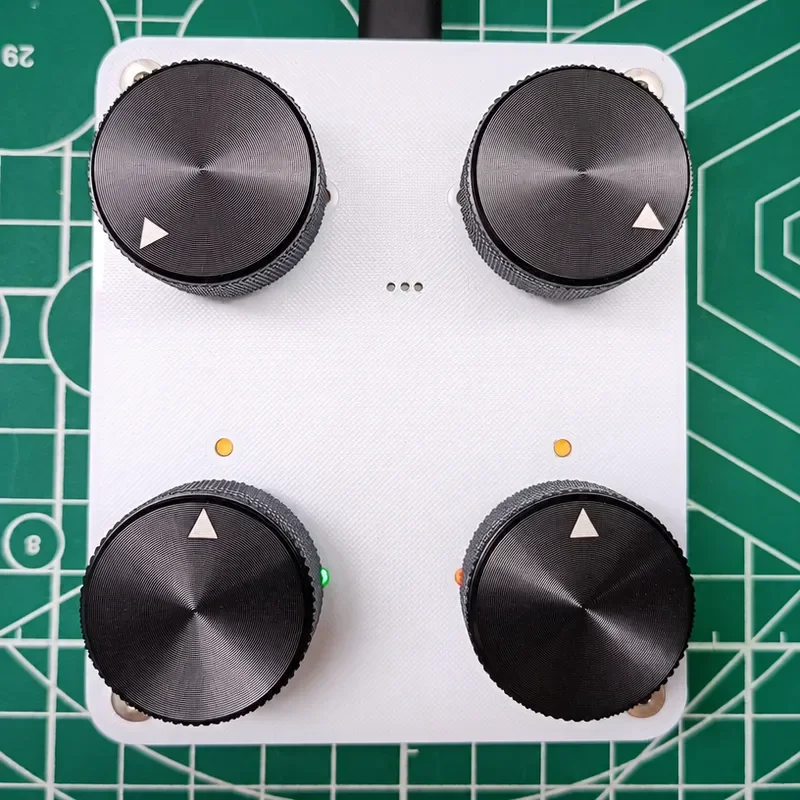 4 Knob Custom CC Info Volume USB-C Interface Music Host Software MIDI Controller