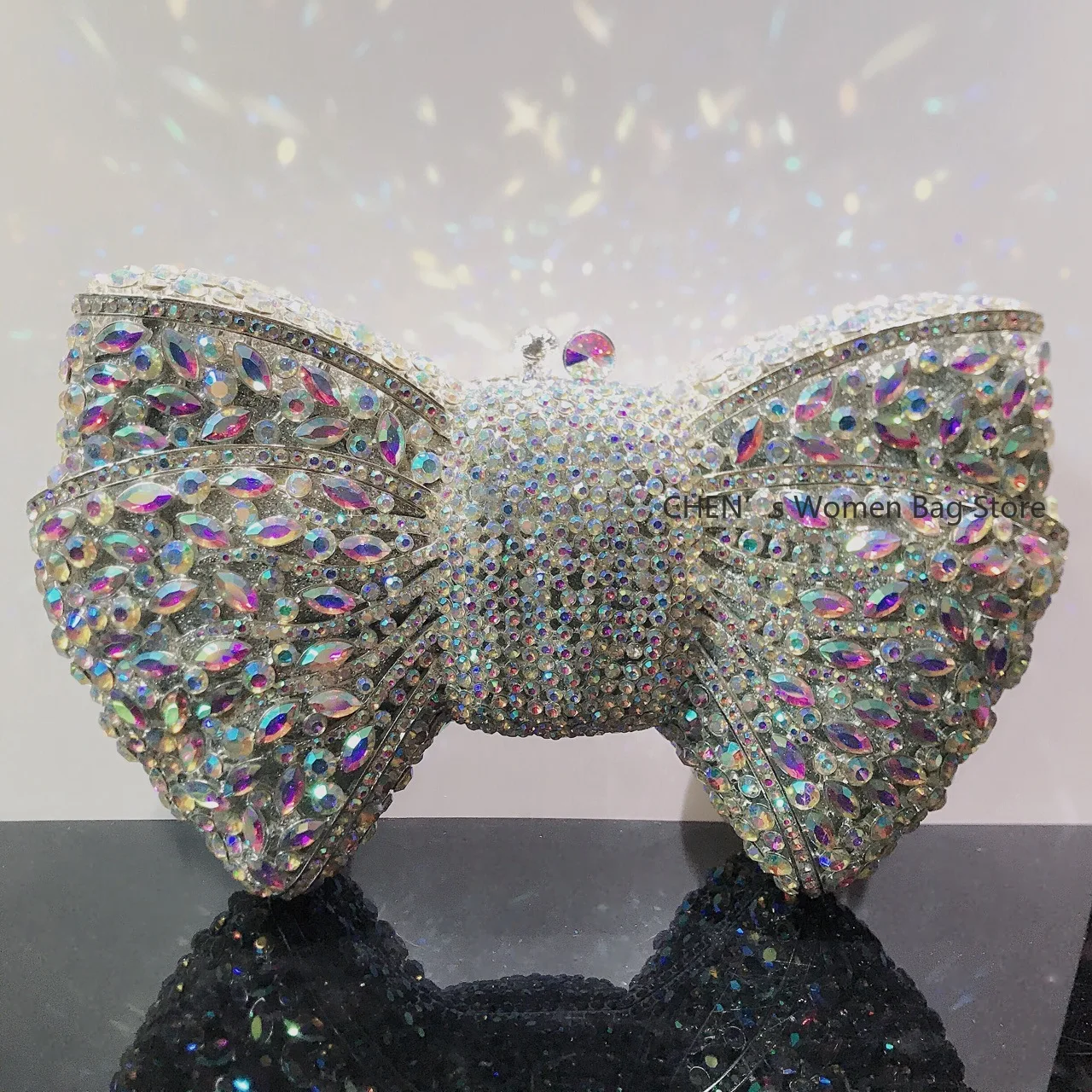 

Elegant Rhinestone Bowtie Evening Bag Fashionable Luxurious Banquet Crystal Clutch Personalized Handbag Unique Diamond Party Bag