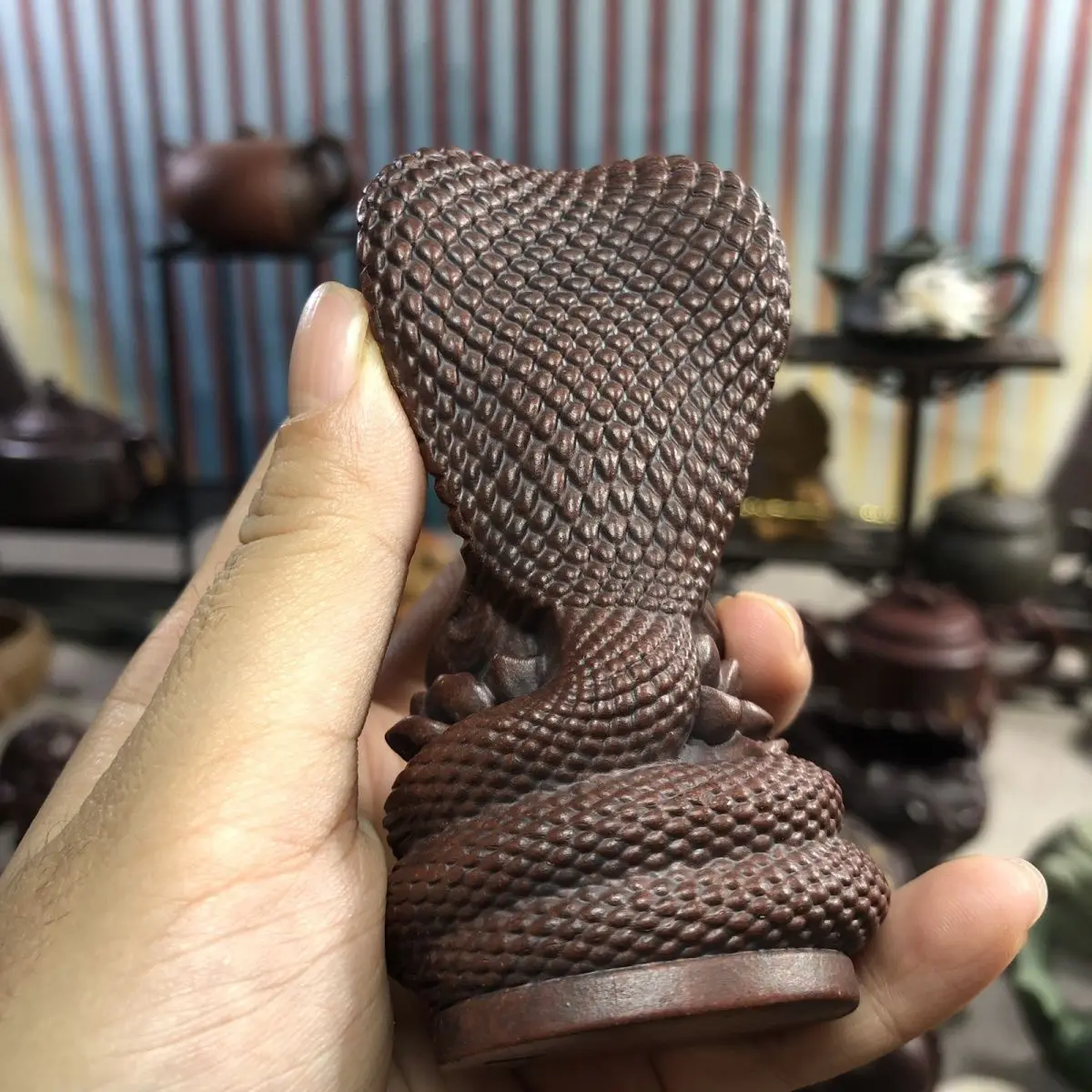 2025 Year of the Snake Buddha Rulai Sakyamuni Tea Pet Ornament Pure Handmade Iron Blood Red Sand Purple Sand Ornament