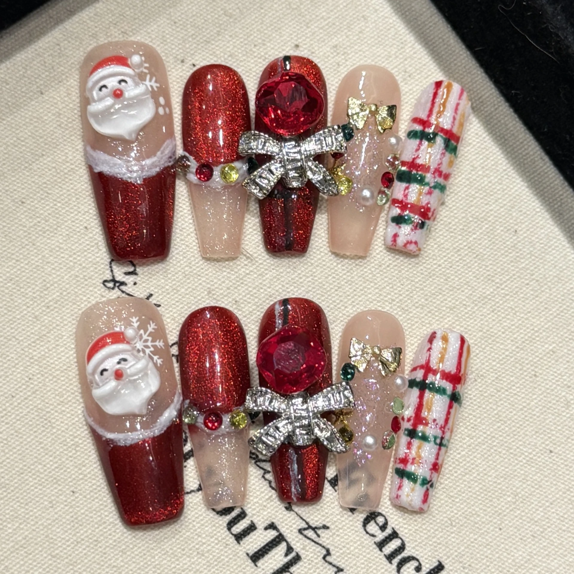 10Pcs Red Christmas Day Handmade Press on Nails Full Cover Pearl Chain Santa Rhinestone Long French False Nail Wearable Manicure