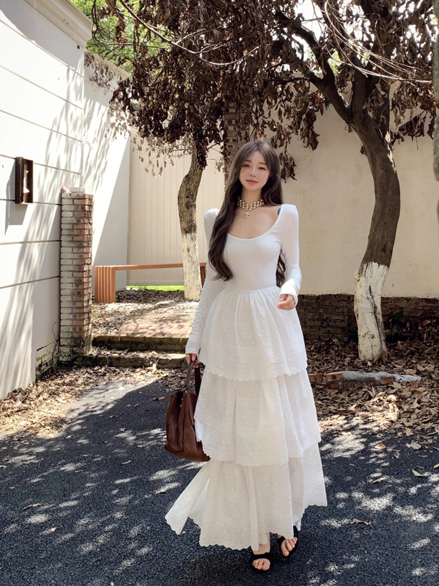ชุดเดรสยาวหรูหราผ้าแจ็คการ์ดสีขาวแต่งระบายสำหรับผู้หญิง ฤดูใบไม้ร่วง ฤดูหนาว ชุดเดรสทรงระบายหรูหราสไตล์เกาหลี ปี 2025 ชุดเดรสเข้ารูปสำหรับงานปาร์ตี้