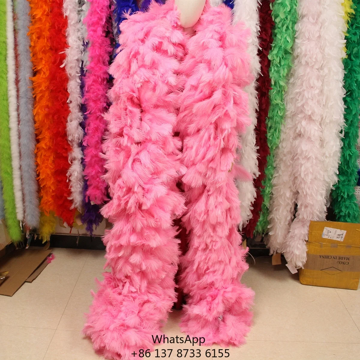 

Huge And Fluffy 3.5meters Long Natural Ostrich Feather Boa For Burlesque Show Event Party Wedding Stage Performance Decorations