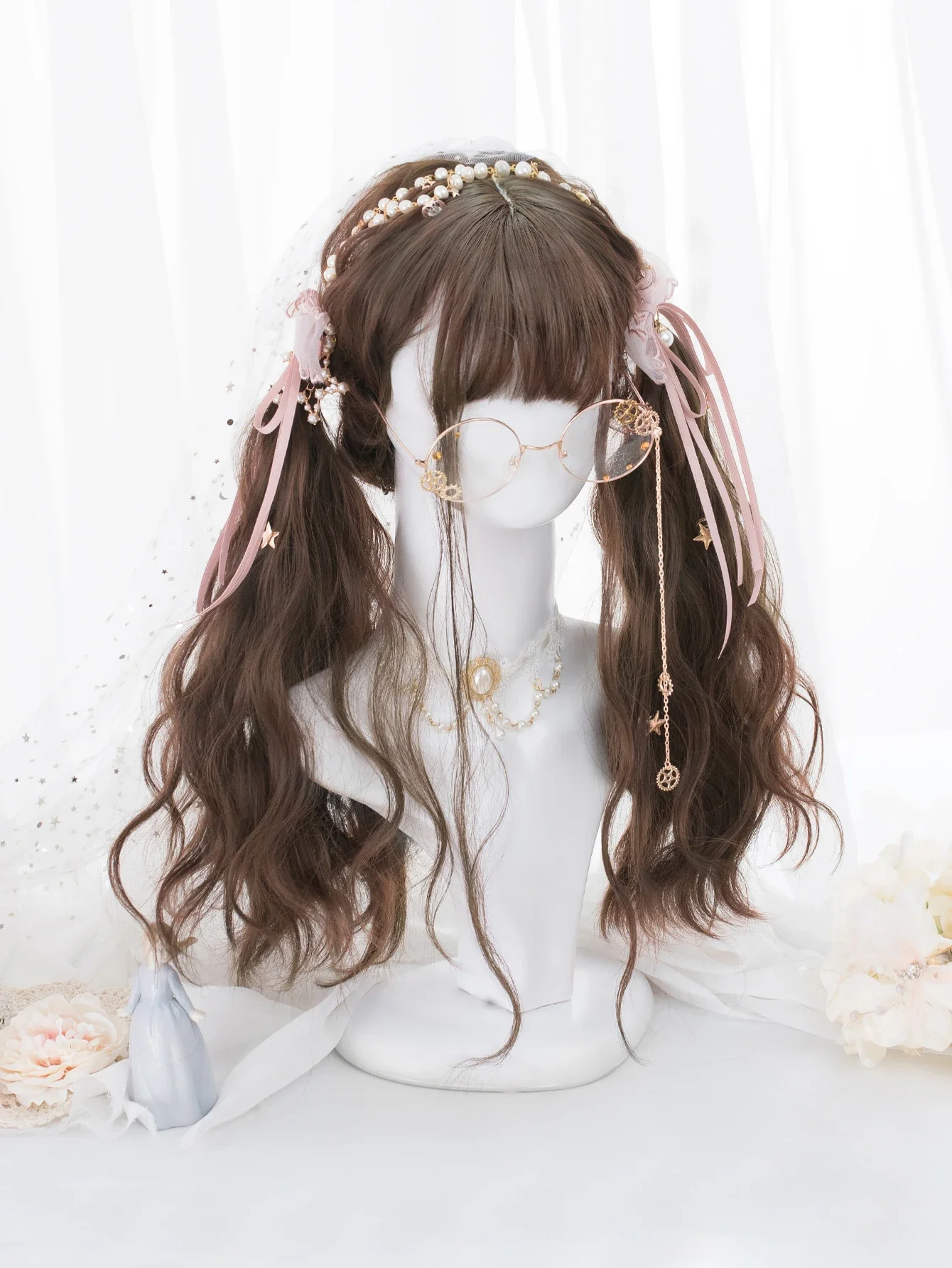 Parrucche sintetiche Color cioccolato da 26 pollici con parrucca per capelli ondulati naturali lunghi Bang per le donne festa quotidiana Cosplay Lolita resistente al calore