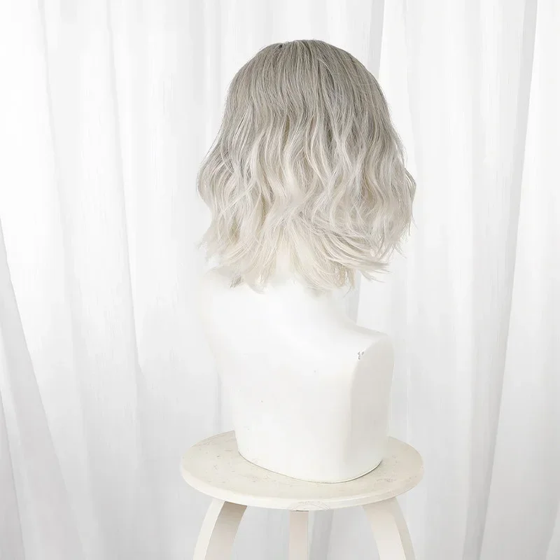2026 Game Resident 9 Evil Grace Ashcroft Cosplay Wig Platinum Gradient Hair Curly Short Wig For Women Daily Halloween Party Prop