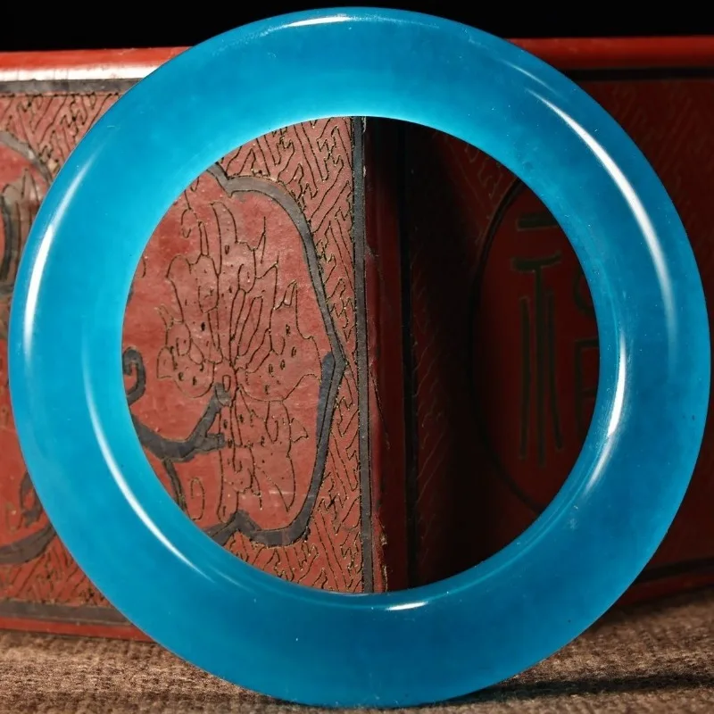 

Ice Aquamarine Bracelet Blue Yushi