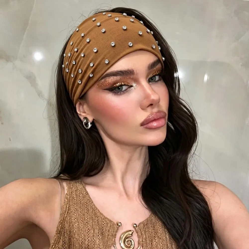 Rhinestone Studded Headband Wide Sweat-absorbent Punk Rivet Hair Bands Anti-slip Soft Elastic Sports Headband Hair Accessories