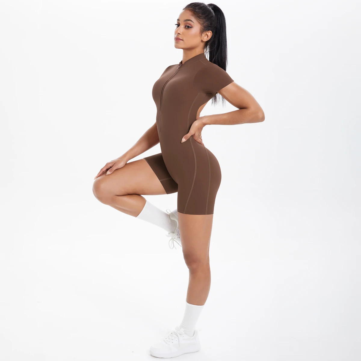 Ausgehöhlter, rückenfreier, kurzärmliger Reißverschluss-Overall für Damen, Overall, Yoga-Anzug, einteilige Legging, kurze Push-Up-Gymnastik-Yoga-Kleidung – Detail 19