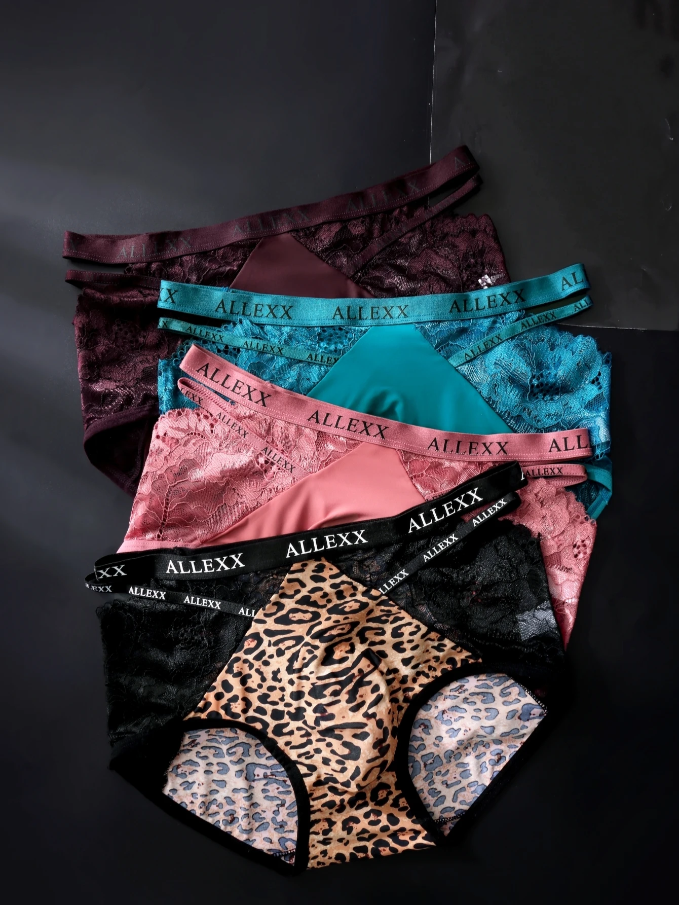 2PCS Men's Low Waist Triangle Underwear Breathable Comfortable Leopard Print Hollow Letter Waist Design