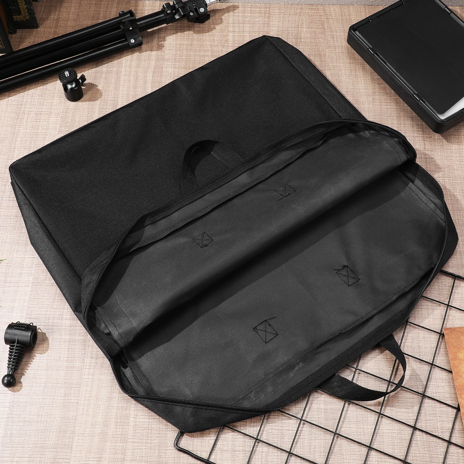 

18 Inch Ring Light Protective Storage Bag Portable Carry Case for Vloggers Content Creators Scratch Resistant Lightweight