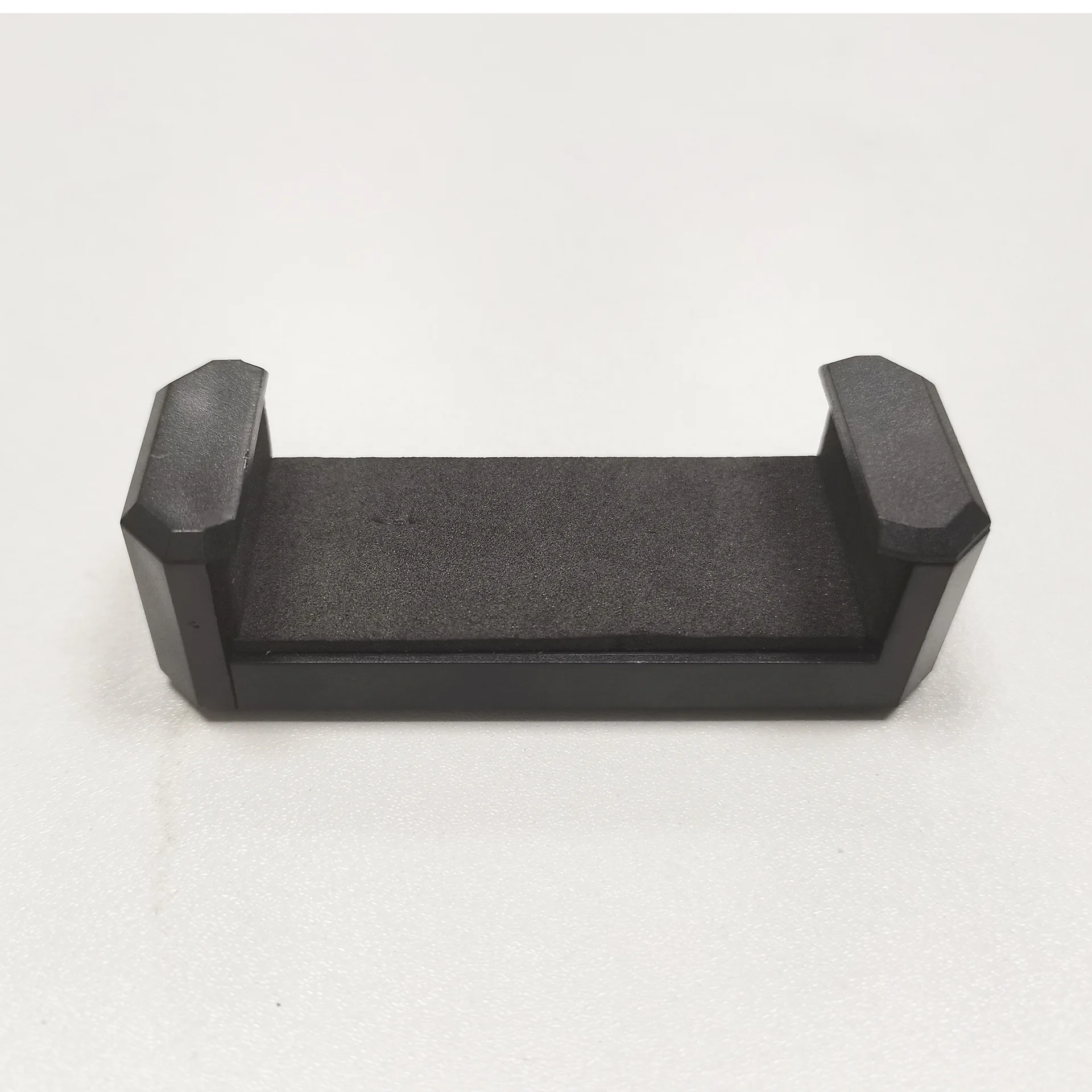 Universal Phone Clip Bracket Selfie Holder Mount Tripod Stand for iPhone