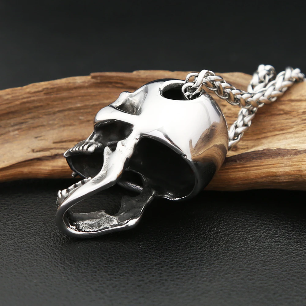 Gothic Vintage Stainless Steel Skull Pendant Necklaces For Men Women Punk Skull Bottle Opener Necklace Biker Jewelry Accessories