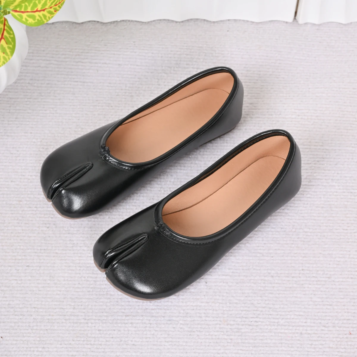 Women Split Toe Flats Loafers Ladies Soft Sole Ballerina Ninja Tabi Cozy Female Mary Jane Casual Moccasins Mujer Slip On Shoes