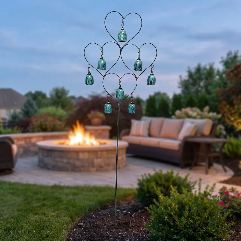 Ornament Heart-Shaped Metal Garden Stake Antique Finish Handmade Wind Chime Ground Plug Rustic Garden Decoration Backyard