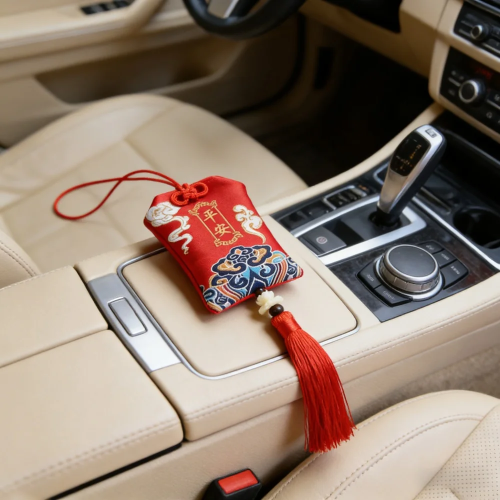 1Pcs Prayer Omamori Pray Fortune Beauty Health Safety Lucky Charms Wealth Bag Guard Talisman Pendant Happy New Year Gift