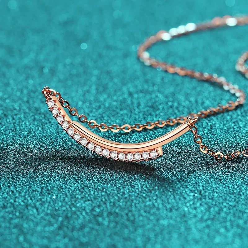 18K Gold Inlaid Moissanite Champagne Gold Necklace, Ladies' Smiling Diamond Thread Chain, Simple High-end Collarbone Chain