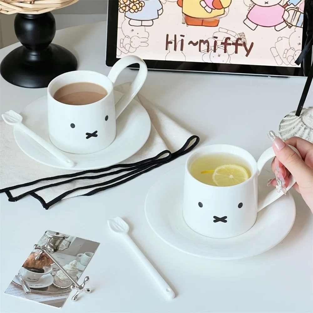 만화 미피 세라믹 커피 컵 귀여운 토끼 가정용 음료 컵 아침 우유 컵 고급스럽고 정교한 창의적 디자인