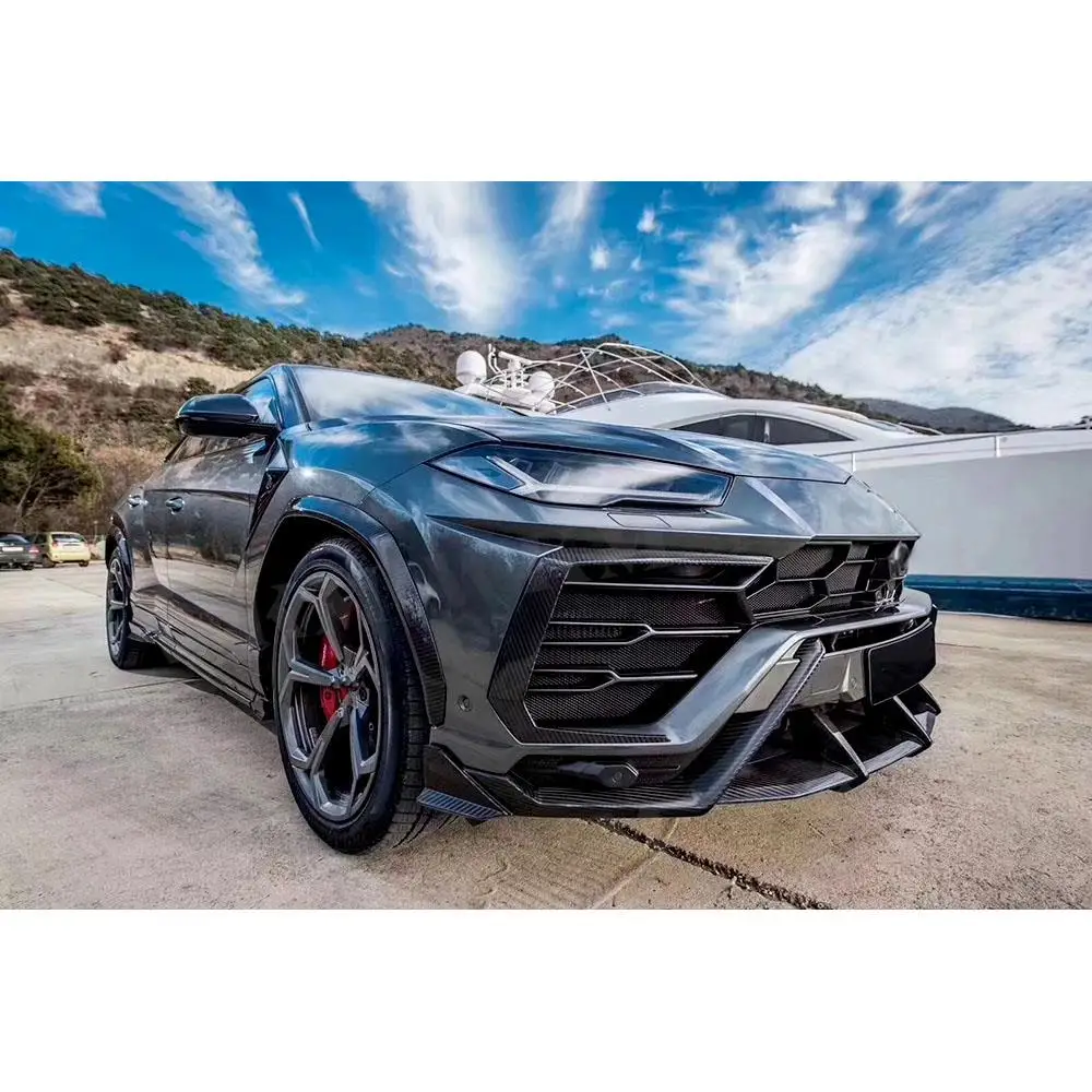 Dry Carbon fiber Front Lip Rear Diffuser Spoiler Side Skirts Air Vent Trunk Trims For Lamborghini Urus Body Kit Car Styling