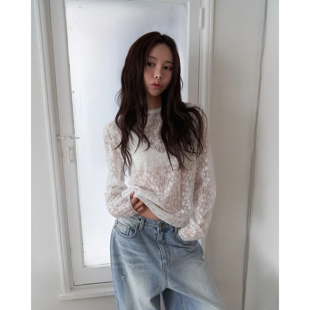 

Casual round Neck Overhead Lace Sun Protection Top Versatile Korean Style Spring Autumn Winter Season Women's Fashion Sweater