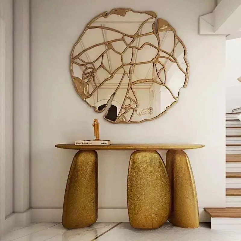 

Entry to the entrance of the entrance hall is opposite door, high end is against wall, andaisle is very narrow